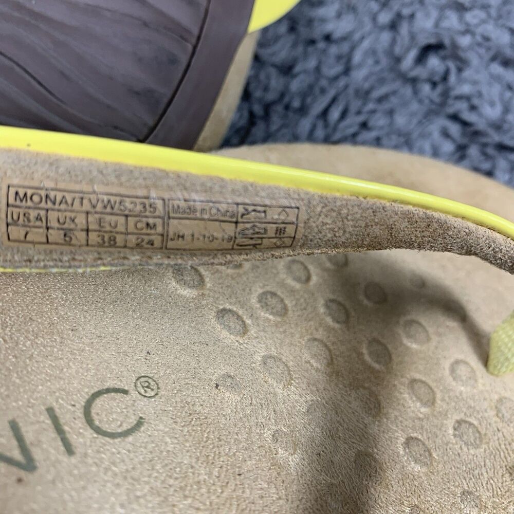 VIONIC Mona Yellow Thong Sandal Orthotic Comfort Flip Flop Women's Size 7 - Picture 8 of 8